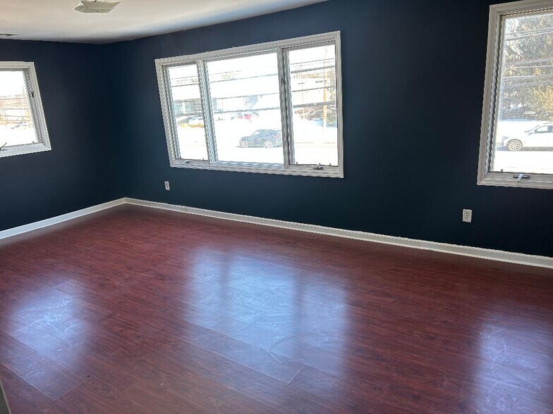 Building Photo - 264 Highway 35