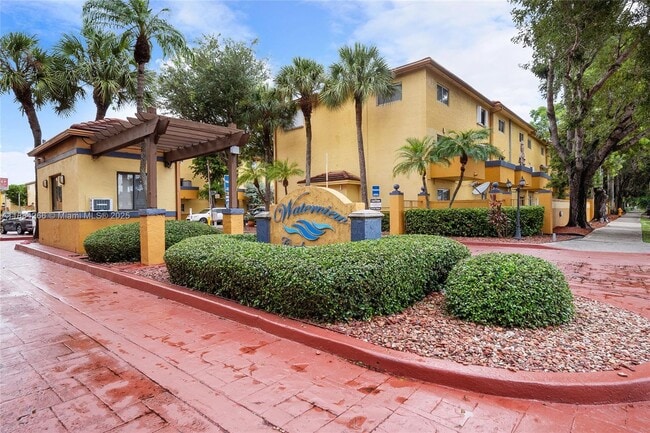 Building Photo - 8240 SW 149th Ct