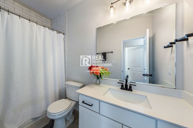 Building Photo - 2105 Bonavista Wy