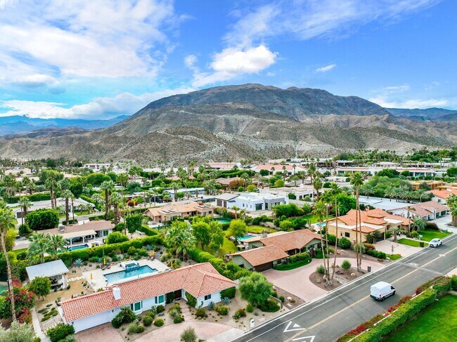 Building Photo - 27 Cll Encinitas