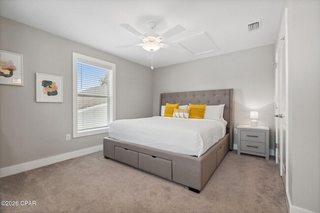 Building Photo - 712 Landing Cir