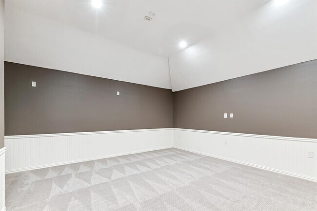 Building Photo - 10126 Springfield Ridge Dr