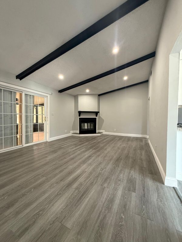 Building Photo - 130 Cascade Ave SE