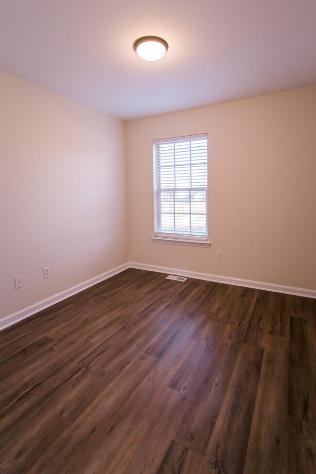 Building Photo - 3851 Dylan Pl