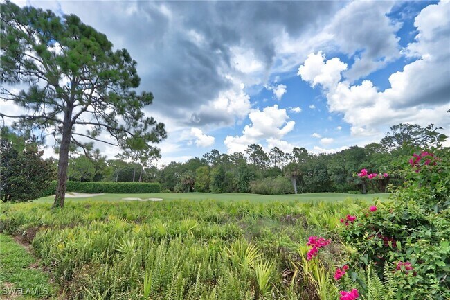 Building Photo - 26160 Clarkston Dr