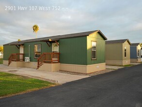 Building Photo - 2901 TX-107