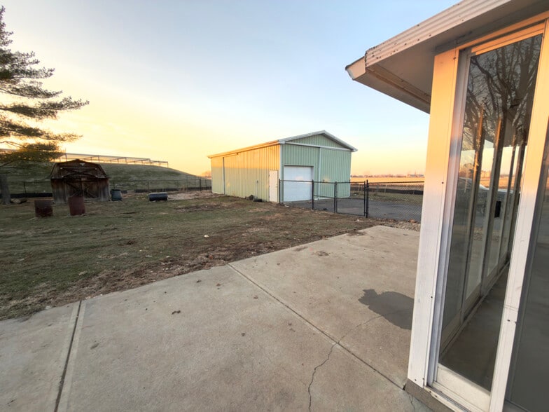 Building Photo - 5246 N 600 W