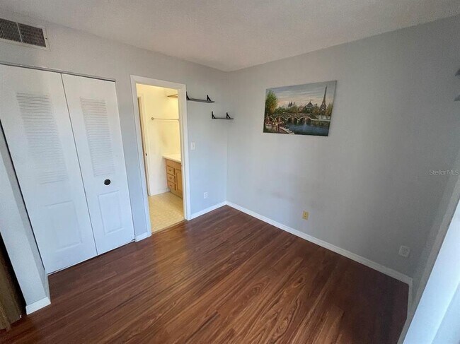 Building Photo - 2579 Countryside Blvd