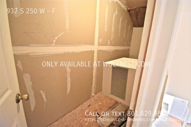 Building Photo - 937 S 250 W St