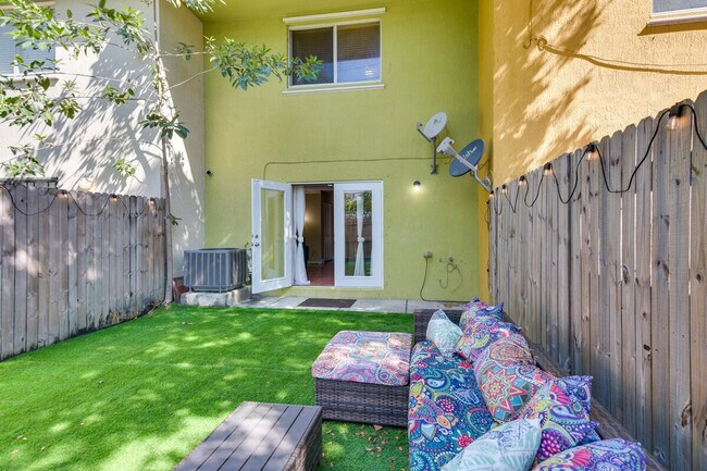 Building Photo - 2311 NW 136th St