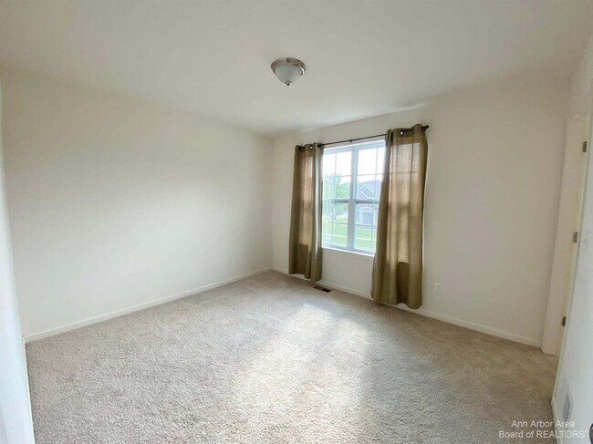 Building Photo - 4430 Montith Dr