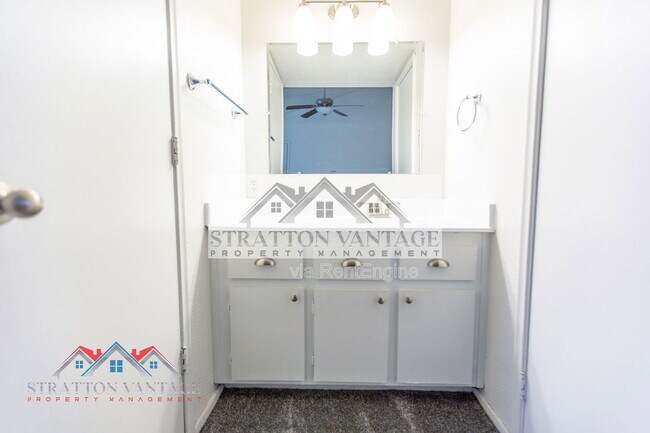 Building Photo - 19601 N 7th St