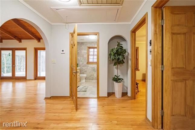 Building Photo - 3 br, 2 bath House - 3599 N Druid Hills Road