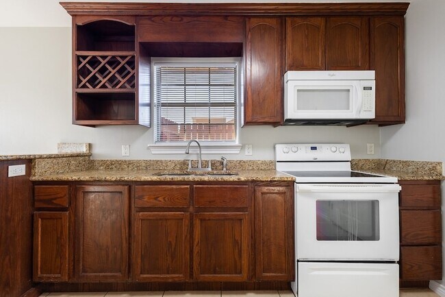 Building Photo - 2677 Fox Cove Drive