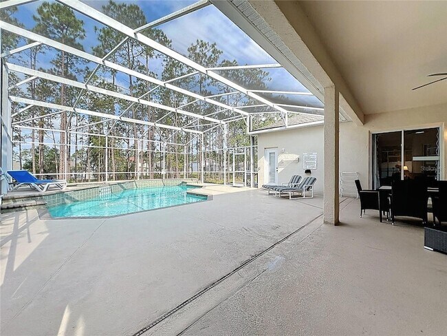 Building Photo - 518 Brighton Dr