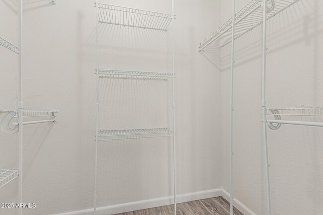 Building Photo - 7714 E Wilshire Dr