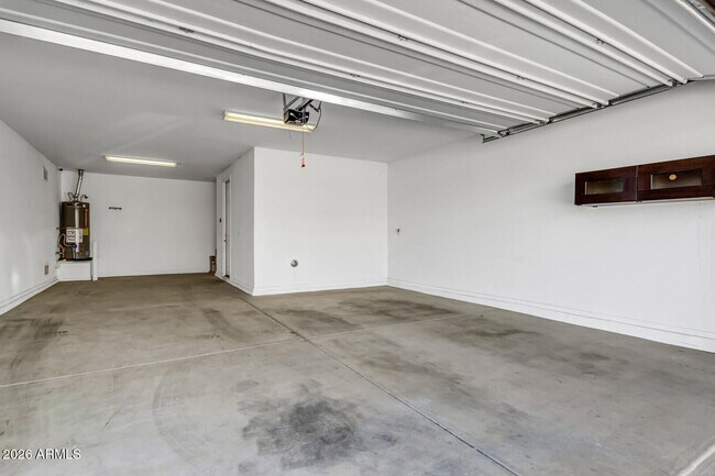 Building Photo - 5429 W Lydia Ln