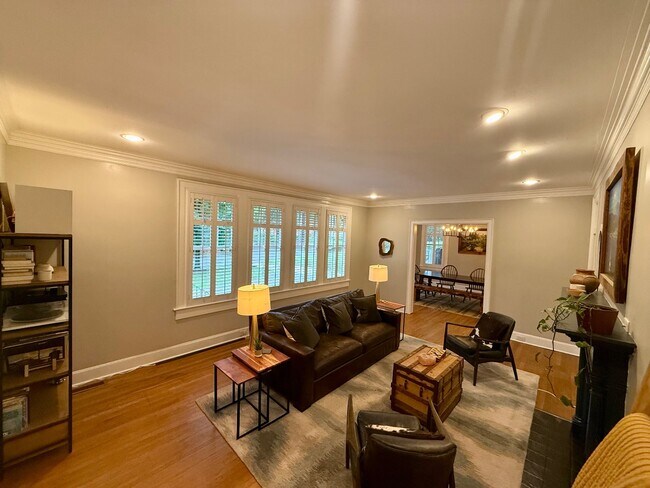 Building Photo - 1253 Magnolia Curve