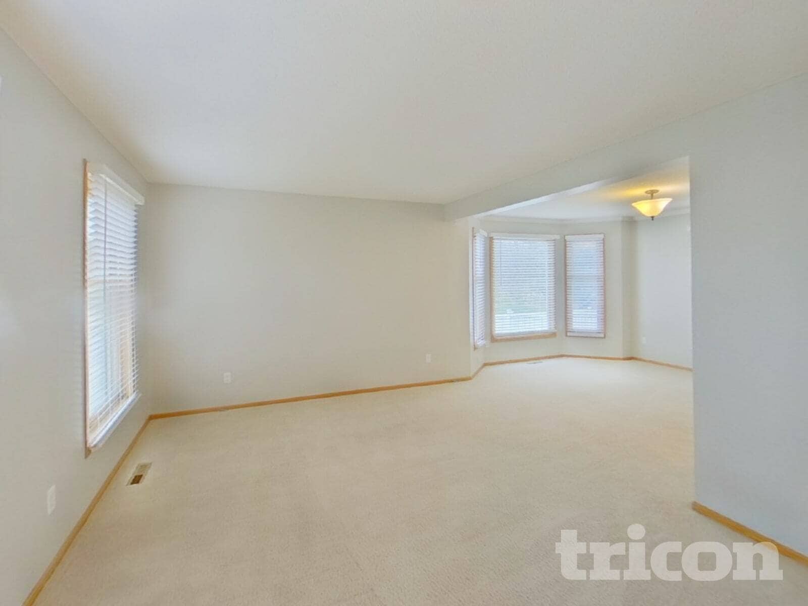 Building Photo - 10071 Raleigh Ct