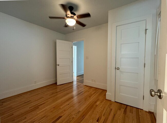 Building Photo - 4807 Wrightsville Ave