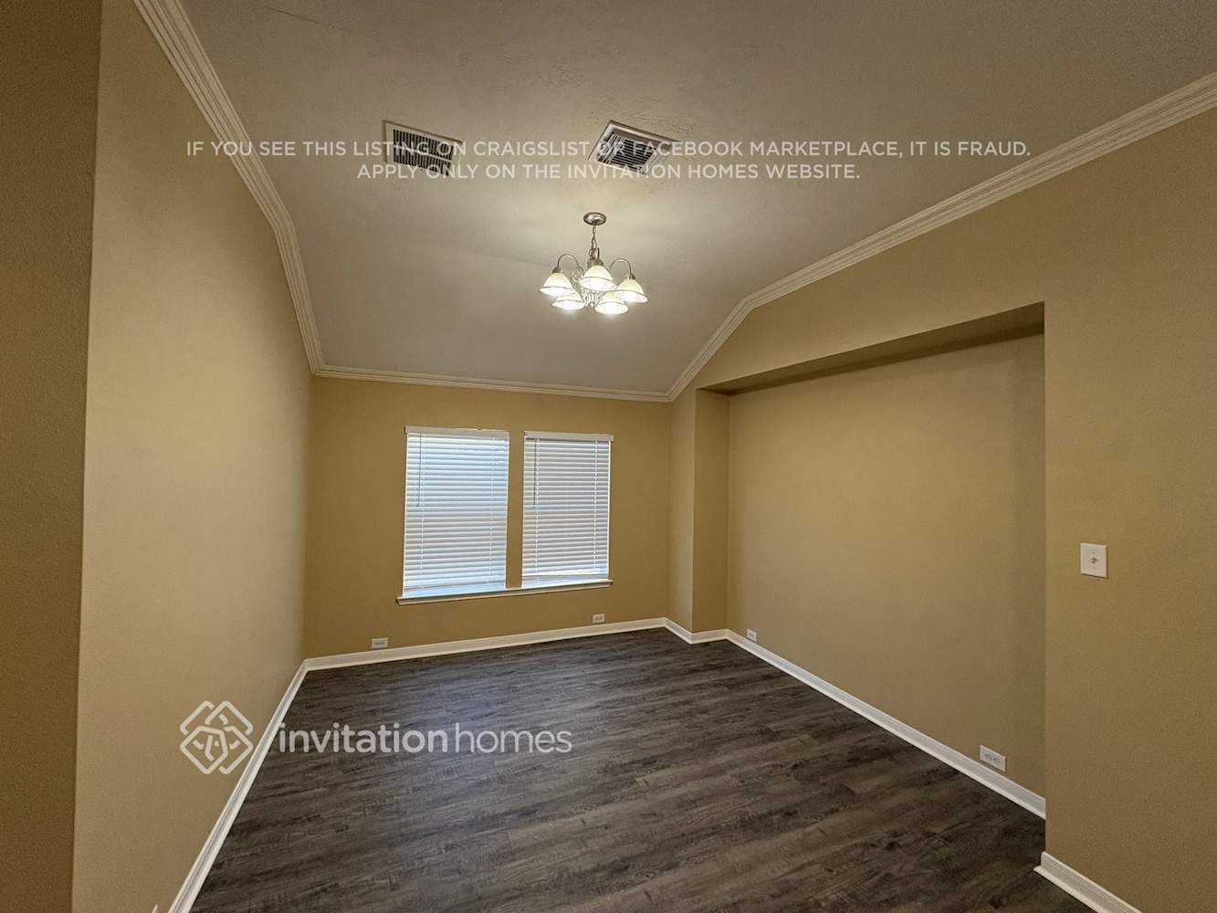 Building Photo - 18802 Cluster Oaks Dr