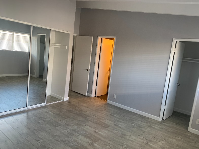 Building Photo - 4034 Emerald St