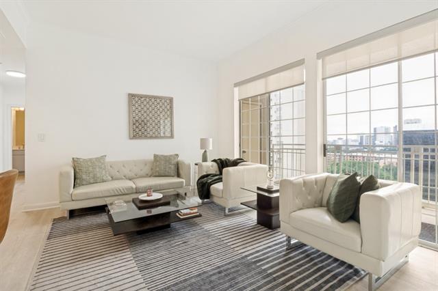 Building Photo - 3225 Turtle Creek Blvd