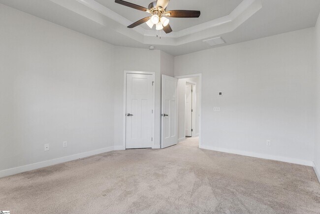 Building Photo - 23 Itasca Dr