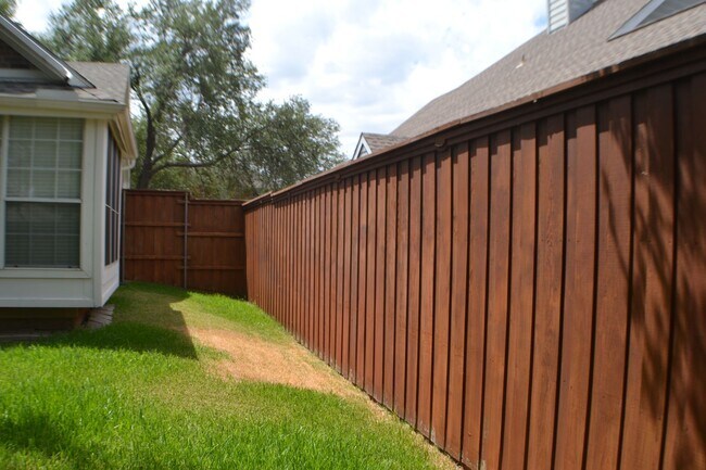 Building Photo - House For Lease in Plano