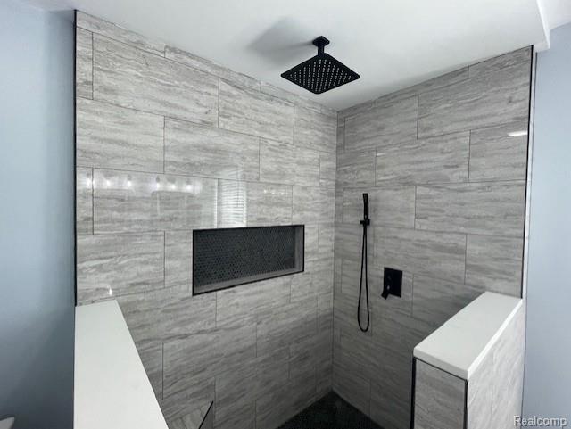 Building Photo - 21 E Church St