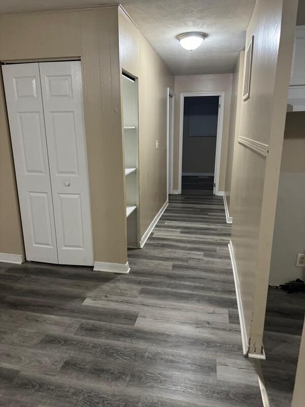 Building Photo - 9507 E 39th Pl