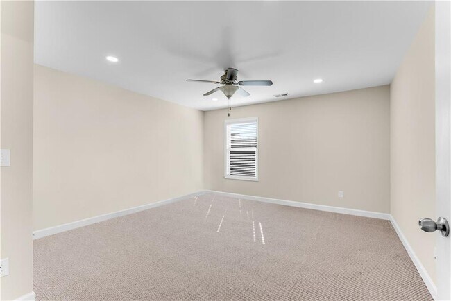 Building Photo - 655 Grand Reserve Dr