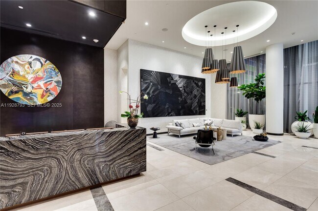 Building Photo - 45 SW 9th St