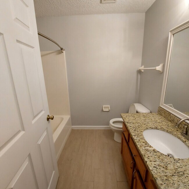 Building Photo - 4722 Fireside Dr
