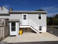 Building Photo - 2452 Hopewell Rd