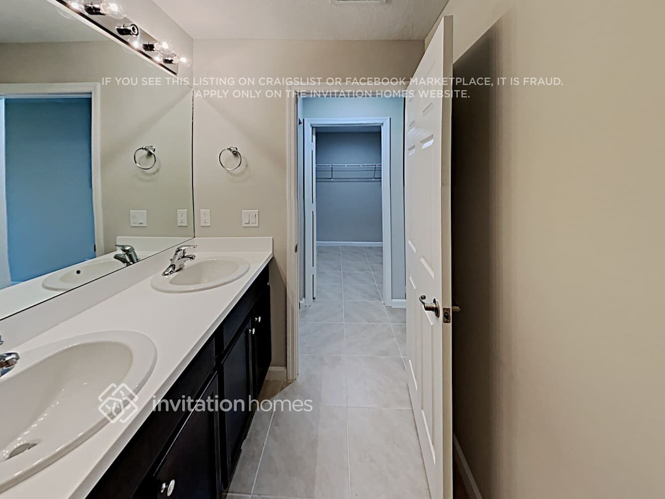 Building Photo - 225 SW Grove Ave