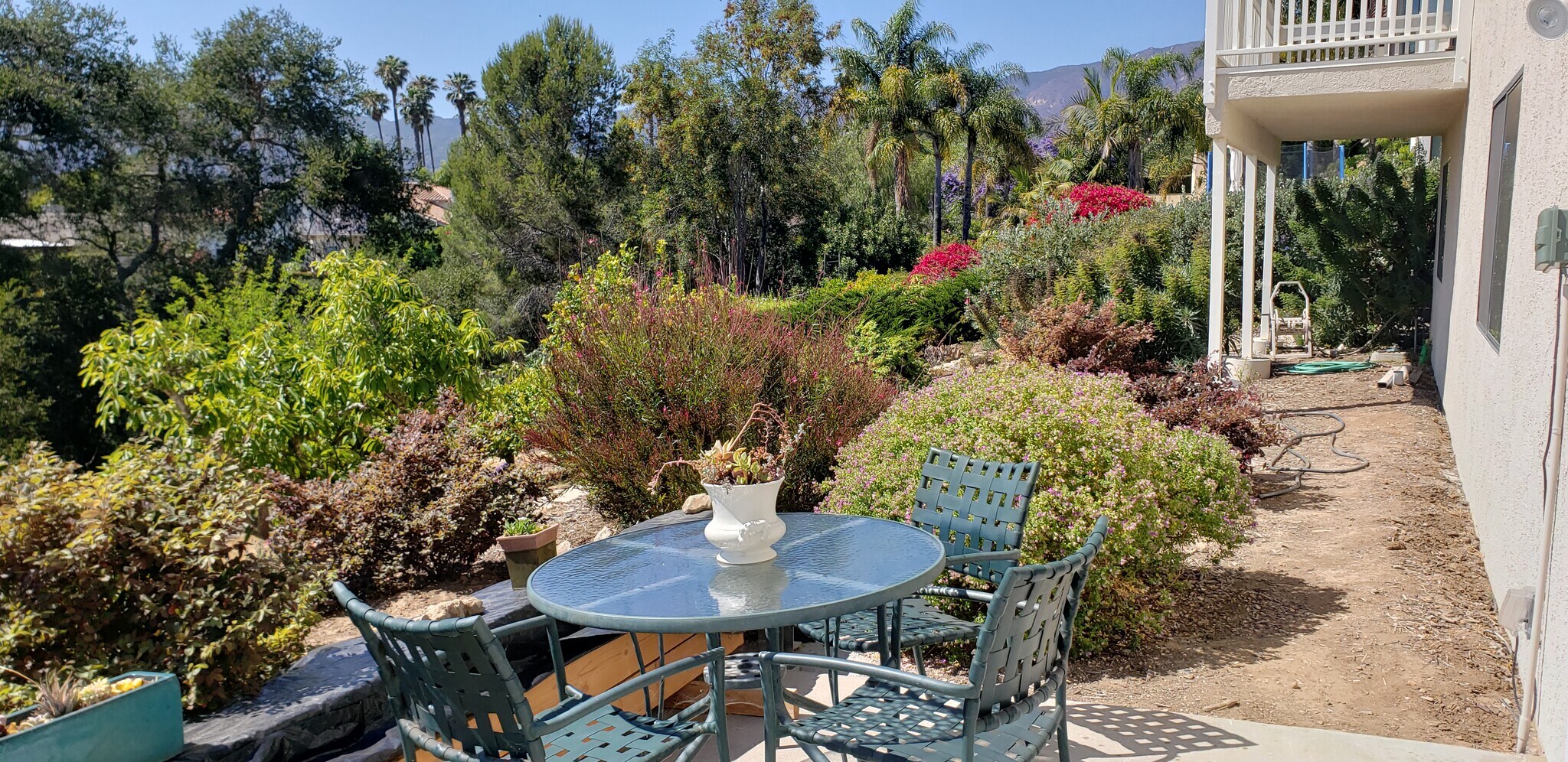 Patio w/ ocean & Mtn views. shade too. - 665 Alto Dr