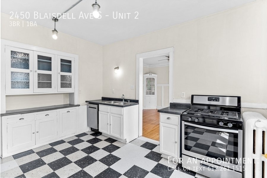Building Photo - 2450 Blaisdell Ave