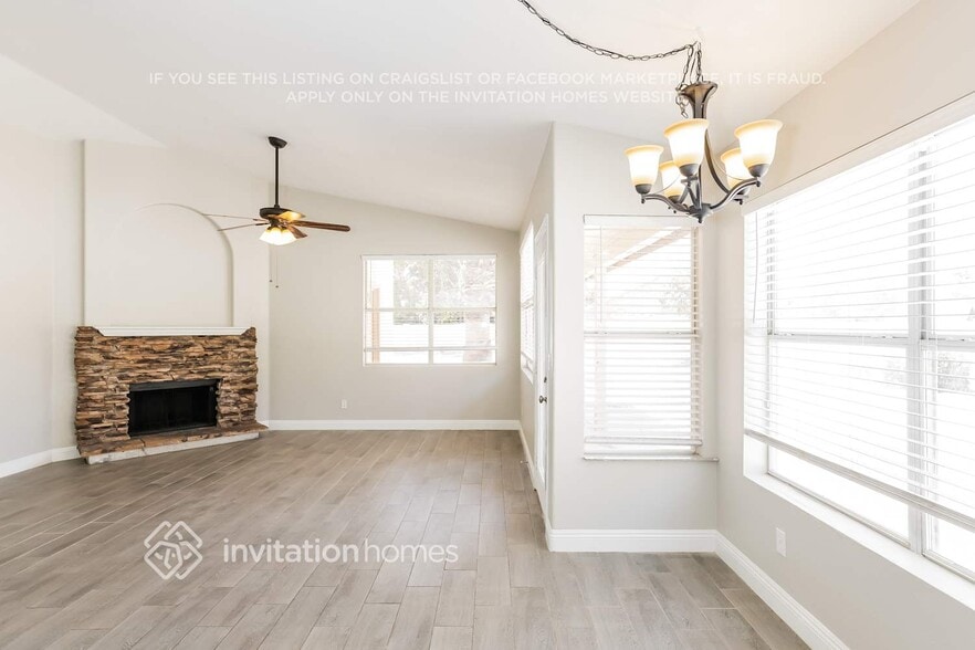 Building Photo - 19536 N 51st Dr