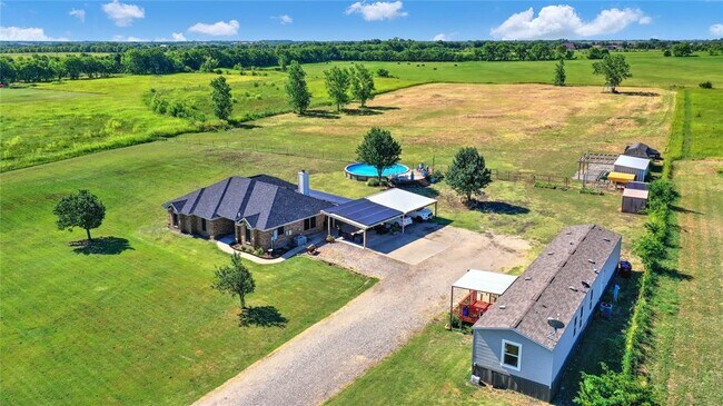 Building Photo - 838 Savage Rd