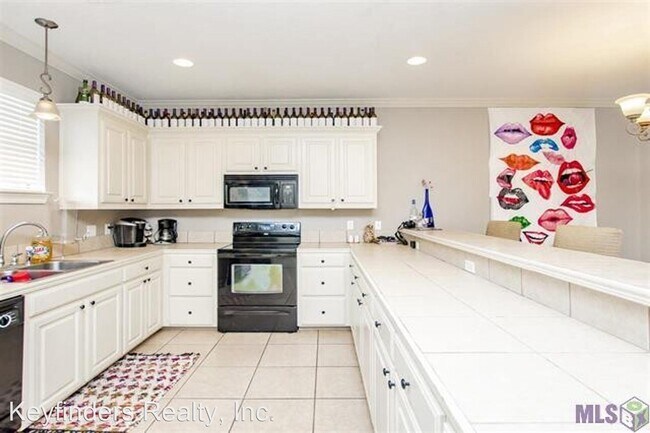 Building Photo - 3 br, 2 bath House - 1502 Harwich Dr., Unit C