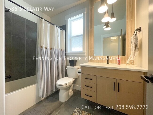 Building Photo - 4586 S Selatir Way