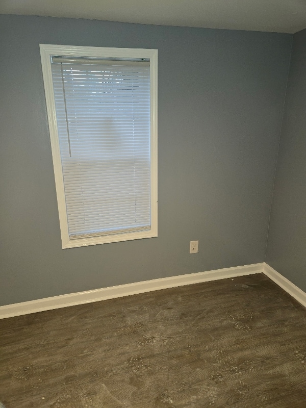 Building Photo - 3045 Crestview Dr