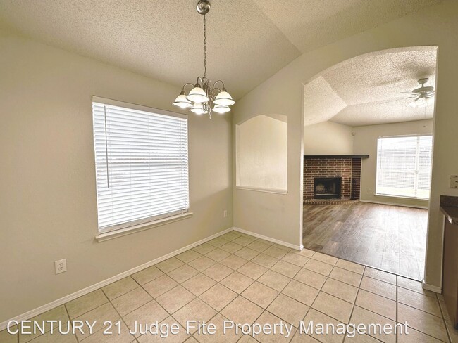 Building Photo - 3 br, 2 bath House - 1529 Bluewater Drive