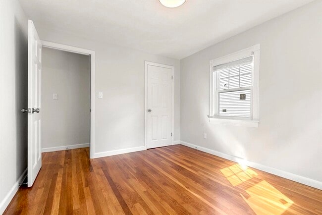 Building Photo - 74 Heywood Ave