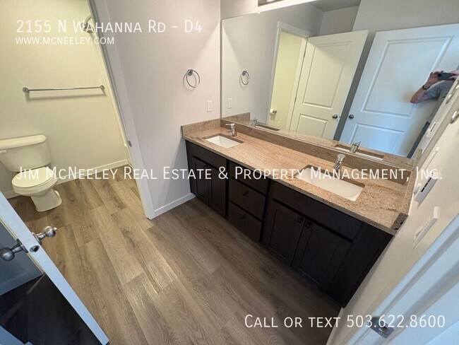 Building Photo - 2155 N Wahanna Rd