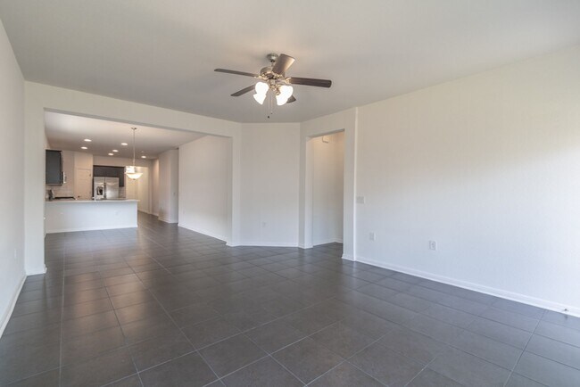 Building Photo - 909 Durness Dr