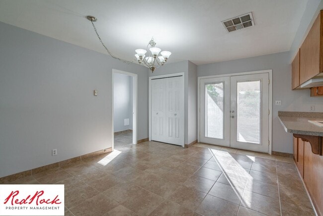 Building Photo - Bright & Spacious 3 Bedroom Home in Washington