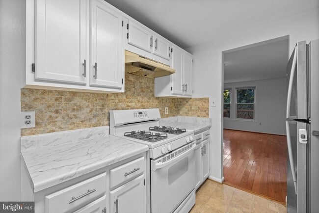 Building Photo - 14428 Black Horse Ct