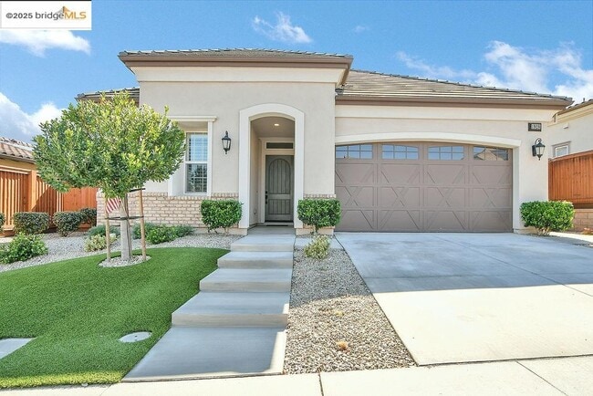 Primary Photo - 1928 Barbaresco Ln